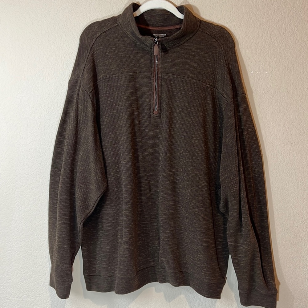 ROUNDTREE & YORK men’s dark brown sweater with 1/4 zip , long sleeve. Size 2XB